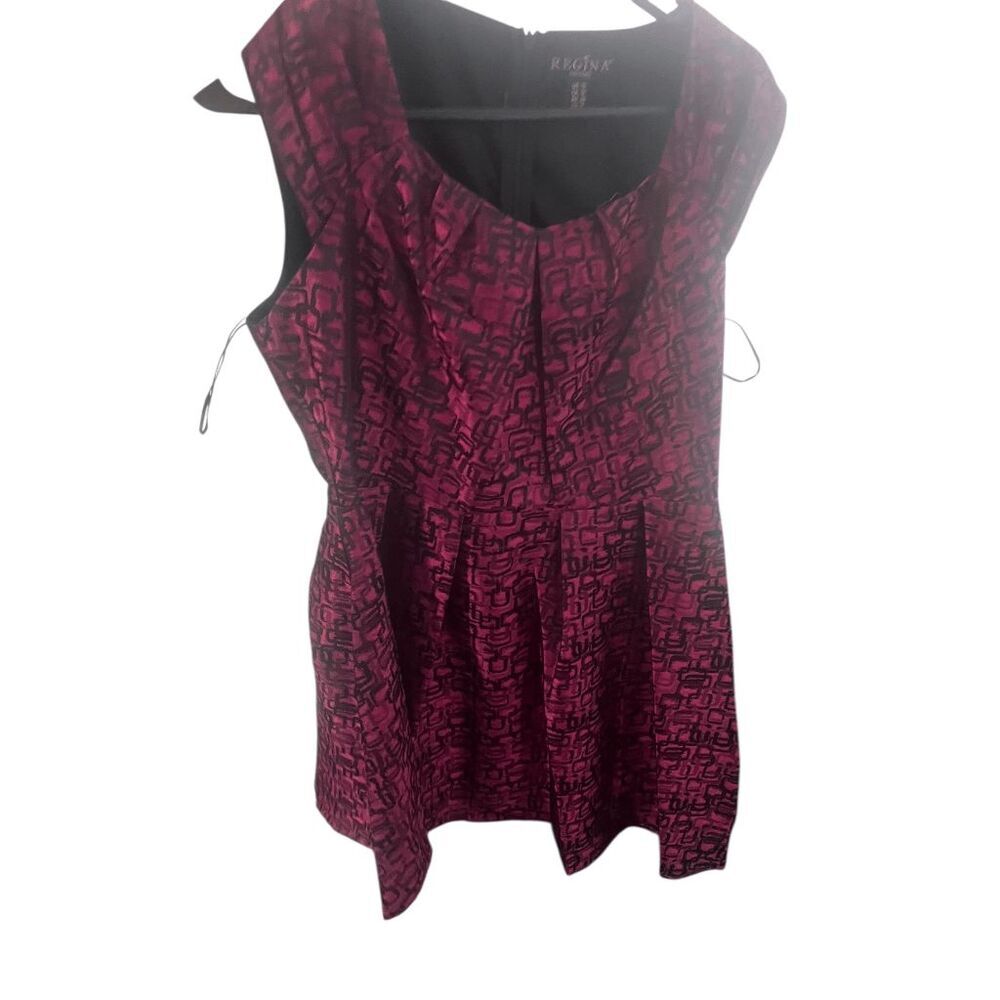 REGINA brand Glossy Red Women's Dress Size 10 Never Worn Abstract Printer Jacqua